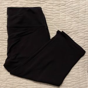 Athleta Knee Length Crop Workout Tight